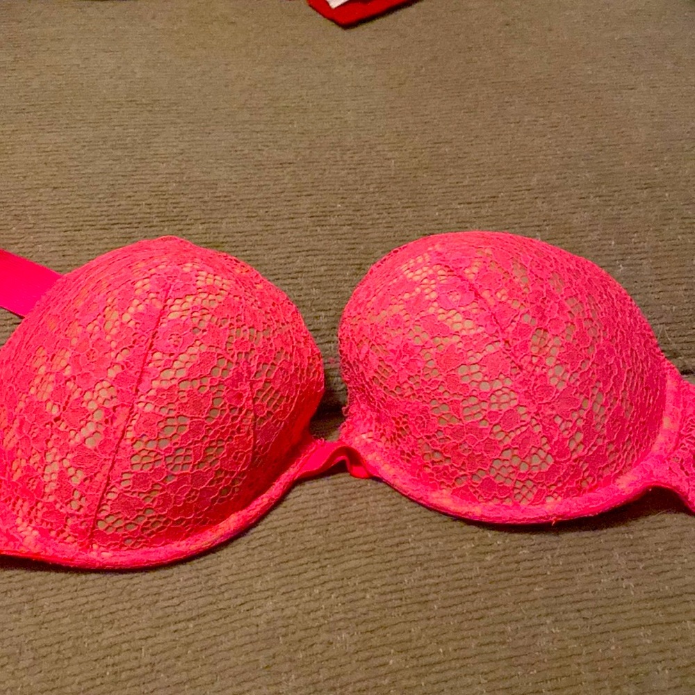 VS